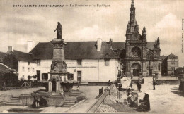 Sainte Anne D Auray La Fontaine Et La Basilique - Sainte Anne D'Auray