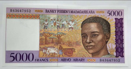 Madagascar 5000 Francs 1995 UNC. - Madagascar