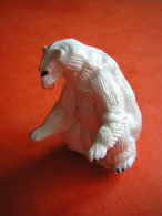 Figurine Animal Sauvage OURS BLANC Assis Publicité Biscottes Prior - Altri & Non Classificati