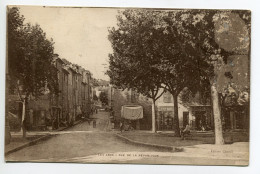 83 LES ARCS Rue De La République Commerce " Le Petit Marseille" Place Arbres Edit Camail   écrite Vers 1920     D03 2019 - Les Arcs