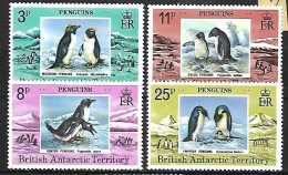 Family PENGUINS - British Antarctic Territorry - Complete Serie : 4 Different Penguins - Pingueinos