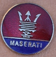 VOITURE - LOGO MASERATI - MODENE - ITALIA - ITALIE - TRIDENT FONTAINE DE NEPTUNE DE BOLOGNE - CAR - AUTOMOBILE -    (33) - Sonstige & Ohne Zuordnung