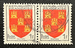 FRA0952Ux2h - Armoiries De Provinces (VI) - Poitou - Pair Of 1 F Used Stamps - 1953 - France YT 952 - 1941-66 Escudos Y Blasones