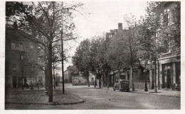 Lyon - Montchat - Place Henri Et Dépôt Des O.T.L. - Lyon 3