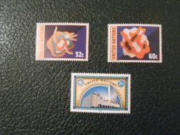 NATIONS-UNIES NEW-YORK YT 677 + 693/694 SERIE COURANTE** - Unused Stamps