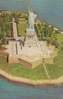 AK 183175 USA - New York City - Liberty Island - Statue Of Liberty - Estatua De La Libertad