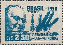 BRAZIL -  5th ANNIVERSARY OF "PETROBRÁS", STATE OIL EXPLORATION COMPANY (PRESIDENT GETÚLIO VARGAS) 1958 - MNH - Oil