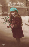 ENFANTS - Bonne Année - Une Fille Dans La Neige Avec Des Roses - Bonnet Bleu - Diane - Cartes Postales Ancienne - Otros & Sin Clasificación