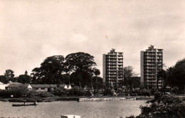 Afrique Occidentale - Guinée Française - Conakry, Buildings Sur La Corniche - Carte Africaine N° E.30 Non Circulée - Frans Guinee