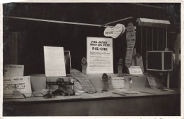 MÉTIERS - Artisanat - Semelles Intérieurs Pour Chaussures - Carte Postale Ancienne - Kunsthandwerk