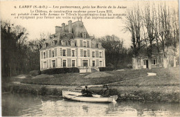 CPA Lardy Les Pastoureaux, Le Chateau FRANCE (1371757) - Lardy