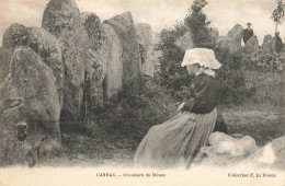 Carnac * Cromlech Du Ménec * Coiffe Costume Femme Bretonne Bretagne Morbihan - Carnac