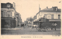 Bourg La Reine        92       Rue De La Gare.  Véhicule Hippomobile       N°  3    (Voir Scan) - Bourg La Reine