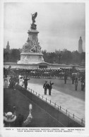 The Royal Progress Through London 1911 - Trafalgar Square