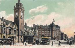 Postcard United Kingdom England Nottingham The Victoria Station Clocktower And Tram - Nottingham