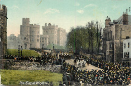 Postcard United Kingdom England The King At Windsor Castle Parade Pilgrimage - Windsor Castle