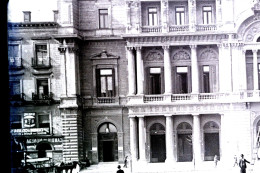 Photo Sur Plaque De Verre ( 6.5 X 6 Cm ) " Rue Commerçante, Buenos Aires, 1900 - Glass Slides