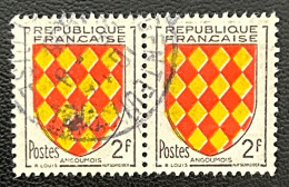 FRA1003Ux2h2 - Armoiries De Provinces (VII) - Angoûmois - Pair Of 2 F Used Stamps - 1954 - France YT 1003 - 1941-66 Escudos Y Blasones