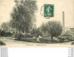 (D) 60 NOAILLES. Moulin De Pierre Avec Femmes Assises - Noailles