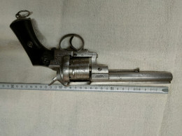 Revolver Lefaucheux - Armas