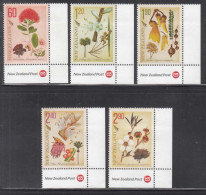 2012 New Zealand Native Trees Complete Set Of 5 MNH @ BELOW FACE VALUE - Ongebruikt