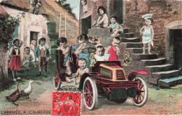 FANTAISIES - Bébés - L'arrivée à L'auberge - Colorisé - Carte Postale Ancienne - Neonati