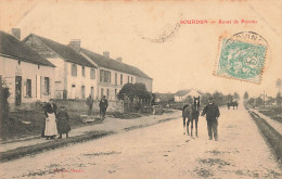 Sourdun * La Route De Provins * Villageois * Débit De Tabac Tabacs - Sonstige & Ohne Zuordnung