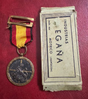 España Medalla Campaña Industrias Egaña Con Caja Original - Other & Unclassified