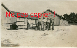 PHOTO FRANÇAISE - POILUS EN CORVEE D'EAU AU CAMP DE CHALONS SUR MARNE PRES DE L'EPINE - GUERRE 1914 1918 - 1914-18