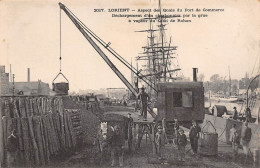 Lorient      56         Déchargement D'un Charbonnier  Par La Grue A Vapeur  Sur Les Quais   (voir Scan) - Lorient