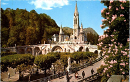 2-12-2023 (1 W 7) France - Basilique De Lourdes - Kirchen U. Kathedralen