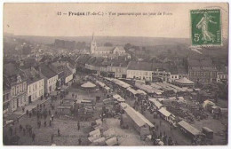 (62) 302, Fruges, Boulanger 42, Vue Panoramique Un Jour De Foire - Fruges