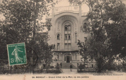 Morgat - Grand Hôtel De La Mer , Vue Des Jardins - Morgat