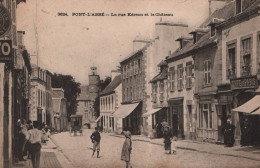 Pont L'abbé - La Rue Kéreon Et Le Château - Coiffeur - Café De Paris - Pont L'Abbe