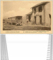 82 MONCLAR-DE-QUERCY. La Gare Avec Wagon Comme Habitation - Montclar De Quercy