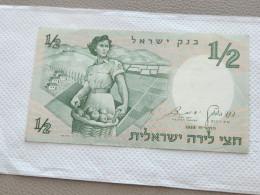 Israel-1/2 LIRA-WOMEN SOLIDER-(1958)-(rite Number From Black)-(61)-(287042-ע/2)-XXF-BANK NOTE - Israel