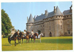 CPSM  / CPM 10.5 X 15  Corrèze ARNAC - POMPADOUR Cité Du Cheval Son Château Et Son Haras National - Arnac Pompadour