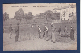 CPA [63] Puy-de-Dôme > Les Joueurs De Quilles Non Circulé - Other & Unclassified