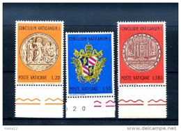 A19739)Vatikan 561 - 563** - Unused Stamps
