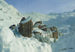 74 AVORIAZ DANS SON NID DE NEIGE UNE PARTIE DE LA STATION CPSM BON ETAT - Avoriaz