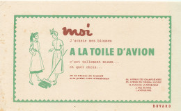 BU 2698   BUVARD  -   BLOUSES  A LA TOUR D'AVION  PARIS  ( 21,00 Cm X 13,00 Cm) - Textile & Clothing