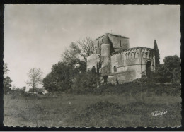 Vaux Sur Mer - Eglise Romane  **Belle Carte Dentelée De 1951**  Ed. Théojac N°23  (format 10x15cm) - Vaux-sur-Mer