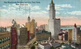The Woolworth Building And City Hall Park - Parques & Jardines