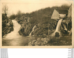 58 MONTSAUCHE LES SETTONS.  Saut De Gouloux-sur-Cure Route De Saulieu à Montsauche 1945 (petit Pli Coin Droit)... - Montsauche Les Settons