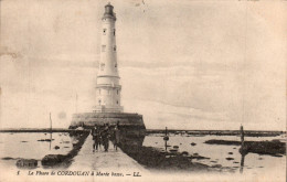 N°119401 -cpa Le Phare De Cordouan à Marée Basse - Lighthouses