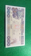 GUINE-      100  FRANK  UNC - Guinea