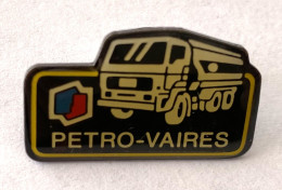 PINS CARBURANTS PETRO-VAIRES CAMION CITERNE  / 33NAT - Carburants