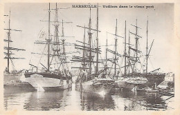 MARSEILLE ( 13 ) - Voiliers Dans Le Vieux Port - The Canebière, City Centre
