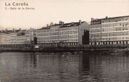 ESPAGNE.  CARTE PHOTO. LA CORUNA.  CALLE DE LA MARINA. - La Coruña