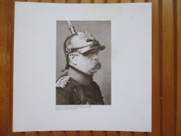 LE PRINCE DE BISMARCK (1815-1898) Vers 1870 GUERRE CASQUE  &  LE GENERAL BOULANGER (1837-1891) & SON  ETAT-MAJOR 1886 - Oorlog, Militair